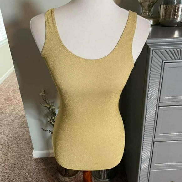 Brand new tank tops from Nordstrom - Picture 4 of 5